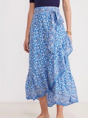 Vineyard vines Blue Floral Tiered Wrap Skirt high low hem lined